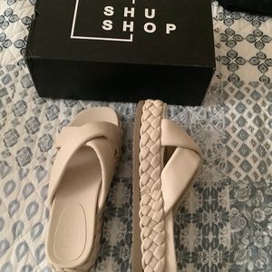 Kimora braided sandal